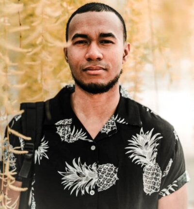 Arnold - dating story with Filipino woman