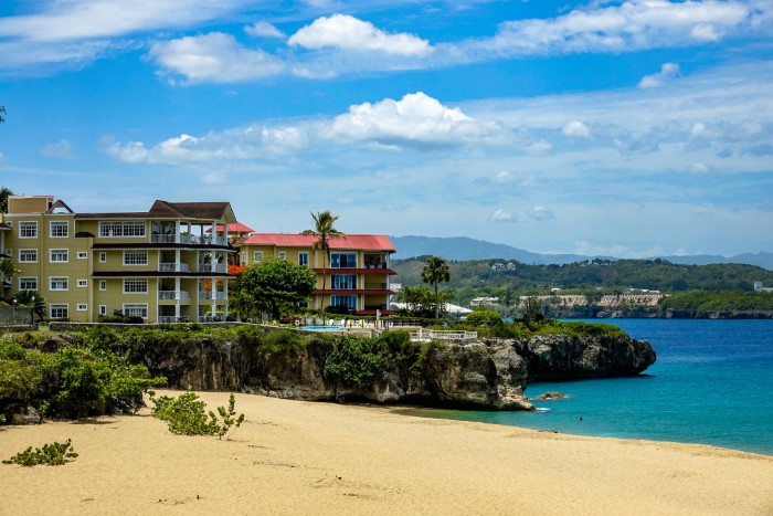 Top 3 cities in the Dominican Republic to find girls