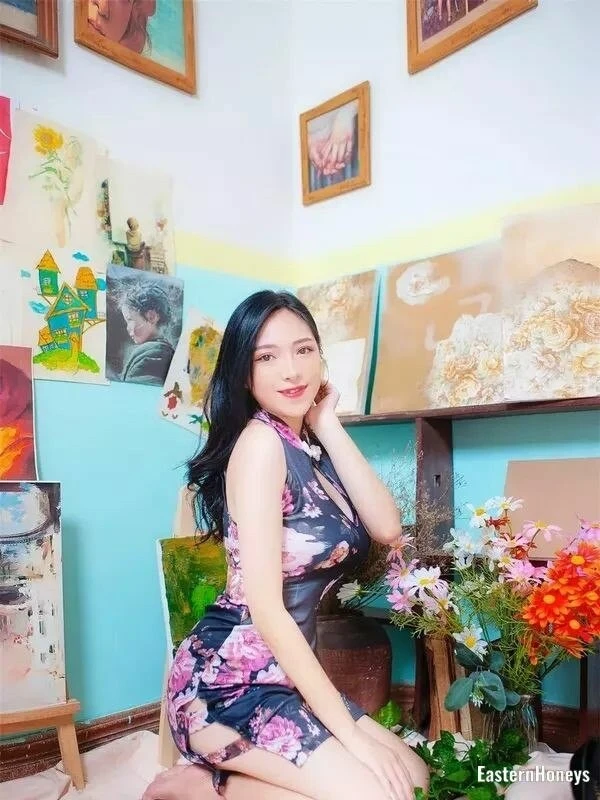 Pham Thi Thu Huong, 21