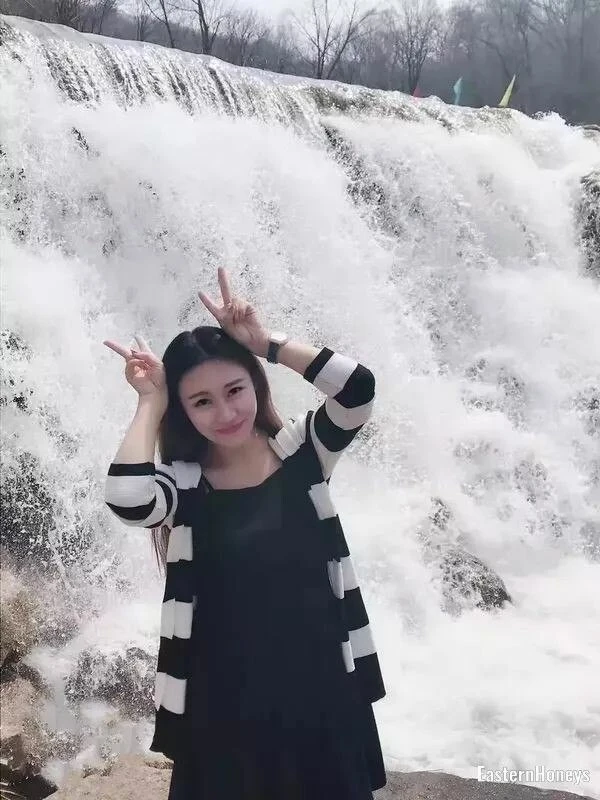 Yuting, 26