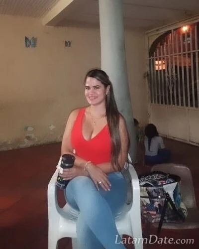 Liz, 29