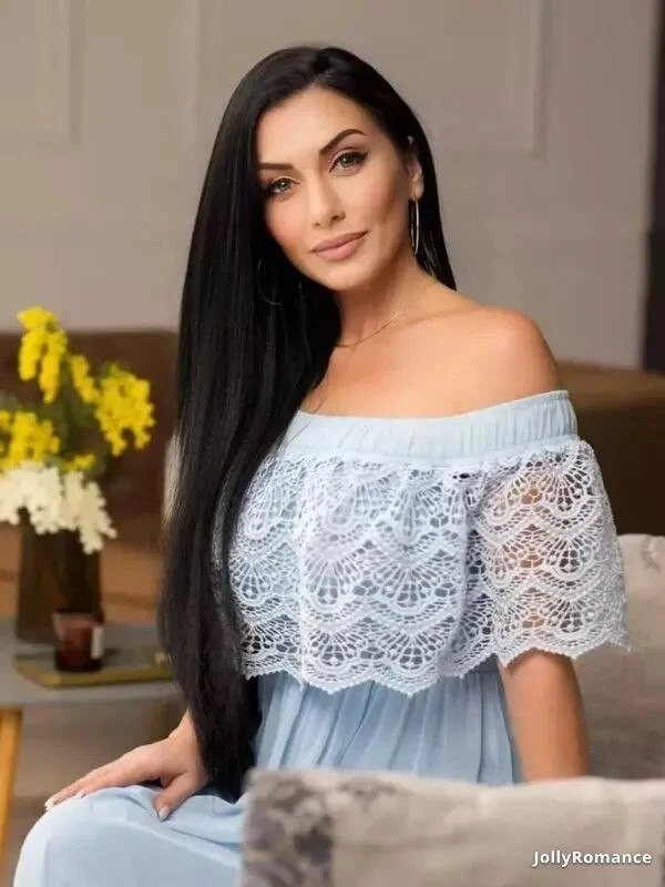 Anna, 41