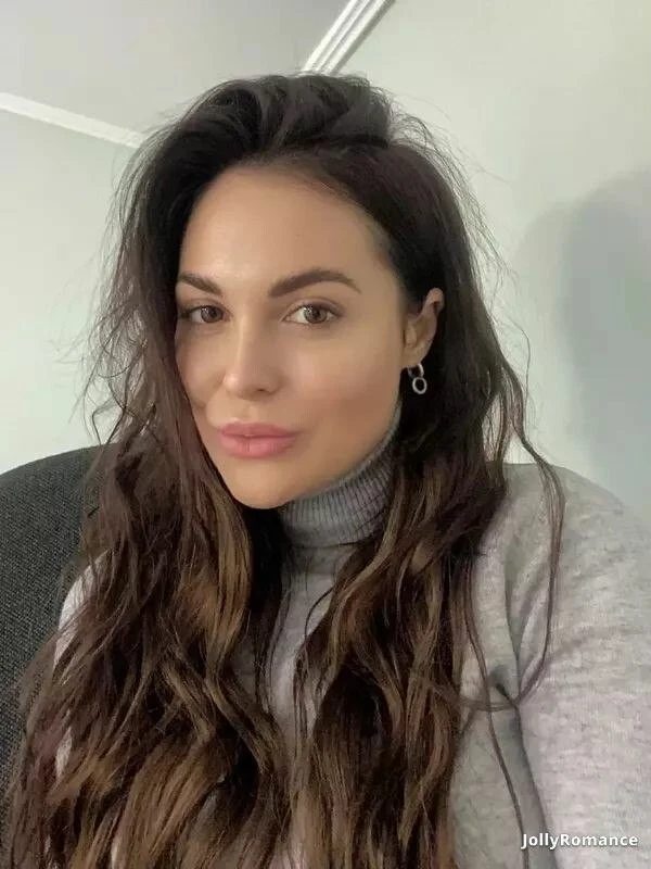 Anastasia, 33